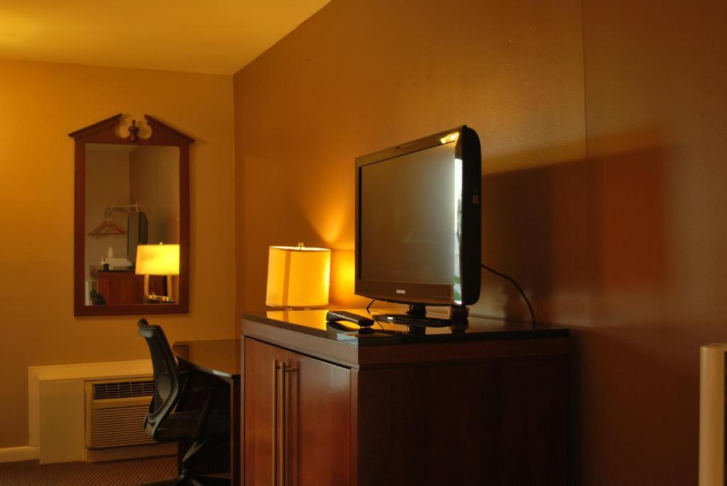 Relax Inn Watertown 沃特敦 外观 照片