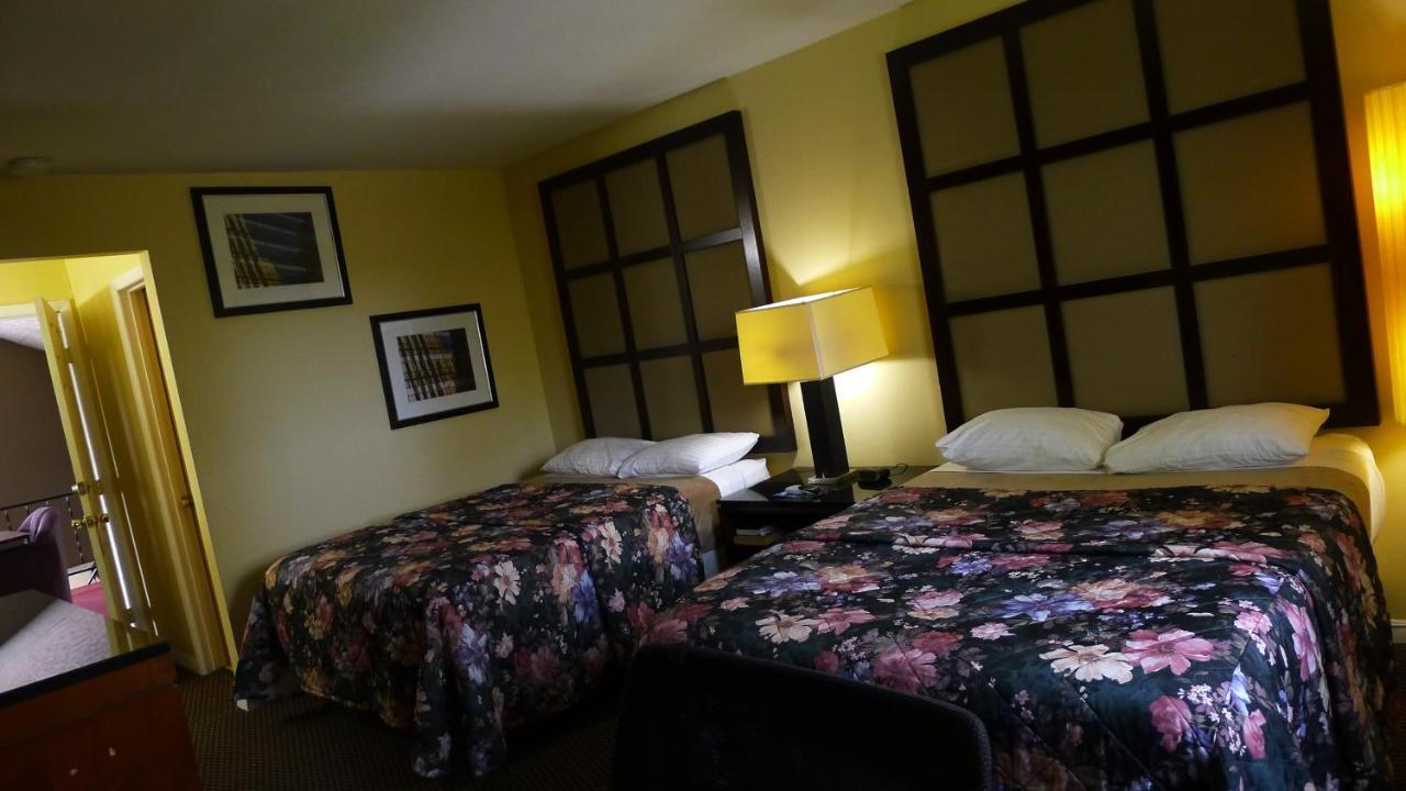 Relax Inn Watertown 沃特敦 外观 照片